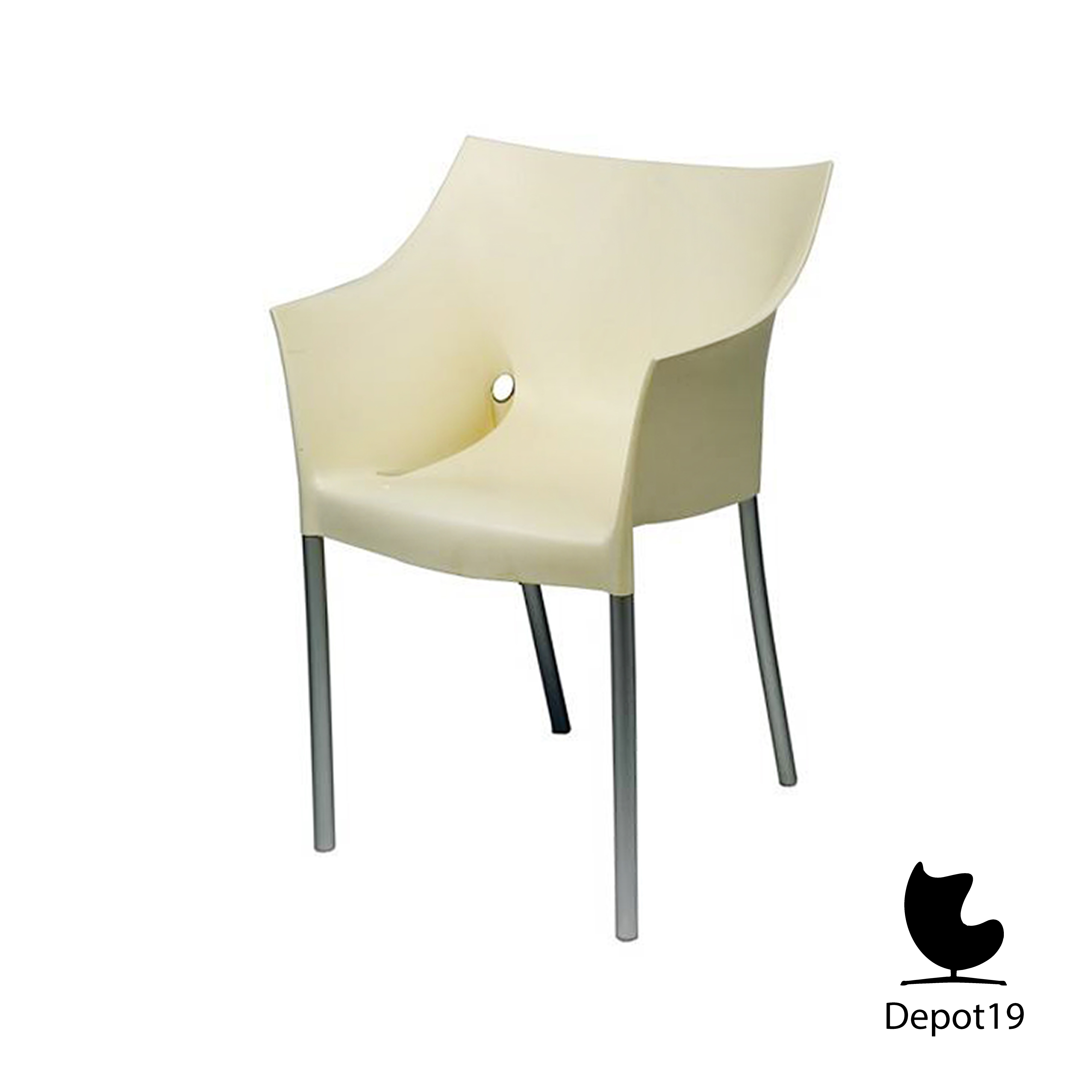 Tijdens ~ Stevig Drastisch Design stoel Philippe Starck Dr No Kartell lavendel | Depot 19