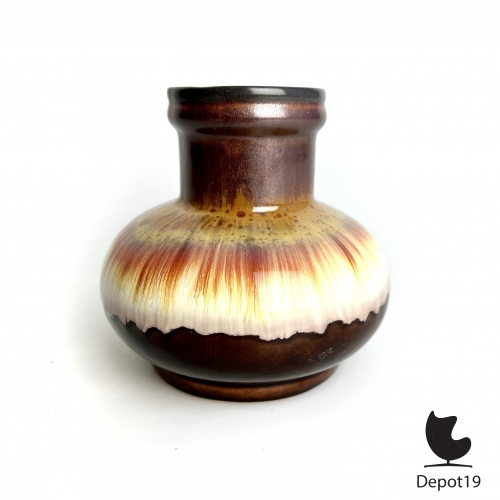 Strehla_Vintage_DDR_Vase_number_1420_drip_lava_glazed_1.jpeg