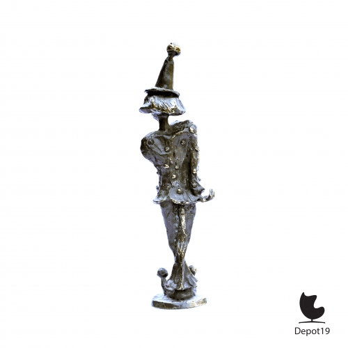 Corry_Ammerlaan_van_Niekerk_Sculpture_Figurine_Bronze_Funny_Clown_with_two_hats_2.jpeg