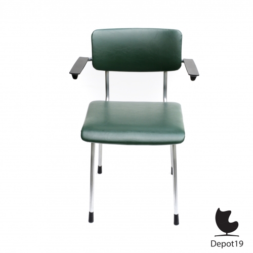 Gispen_Andre_Cordemeyer_1235_chair_with_arms_60s_green_2.jpeg