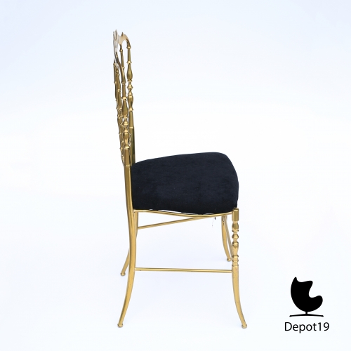 Chiavari_Solid_Brass_Chair_by_Giuseppe_Gaetano_Descalzi_1950s_depot_19_9.JPG