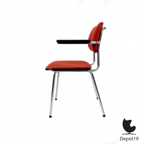 Gispen_Andre_Cordemeyer_1235_cirrus_red_chair_with_arms_1960s_4.jpg
