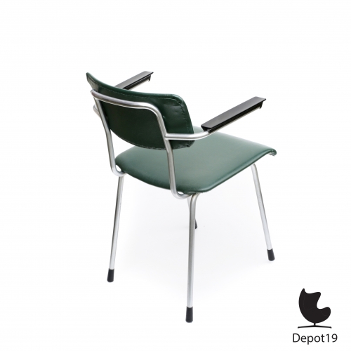 Gispen_Andre_Cordemeyer_1235_chair_with_arms_60s_green_5.jpeg