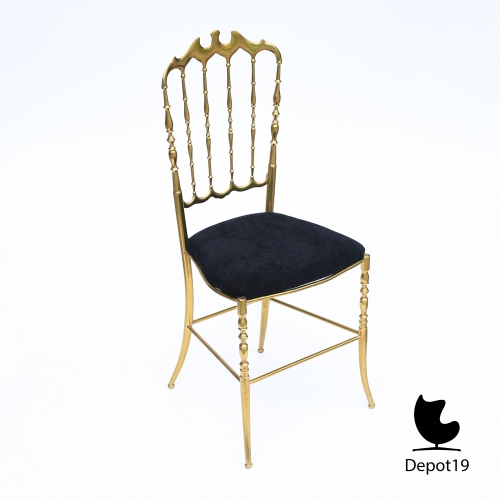 Chiavari_Solid_Brass_Chair_by_Giuseppe_Gaetano_Descalzi_1950s_depot_19_8.JPG