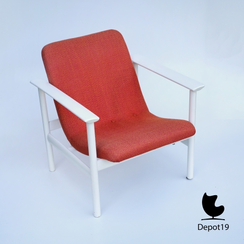 Vintage_MCM_Webe_lounge_chair_Louis_van_Teeffelen_style_White_orange_depot_19_4.JPG