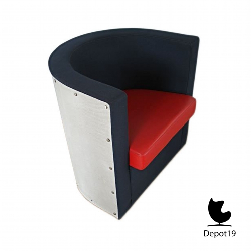 El_Lissitzky_Pressa_D62_Lounge_chair_BAUHAUS__TECTA_turnable_chair_1928_depot_19_2.jpg