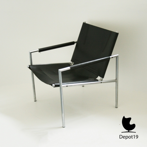 Martin_Visser_Lounge_SZ02_easy_chair_1965_t_spectrum_dutch_design_depot19_Olst_7.jpg