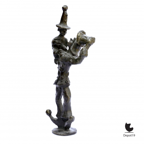 Corry_Ammerlaan_van_Niekerk_Sculpture_Figurine_Bronze_Funny_Clown_with_child_on_arm_4.jpeg
