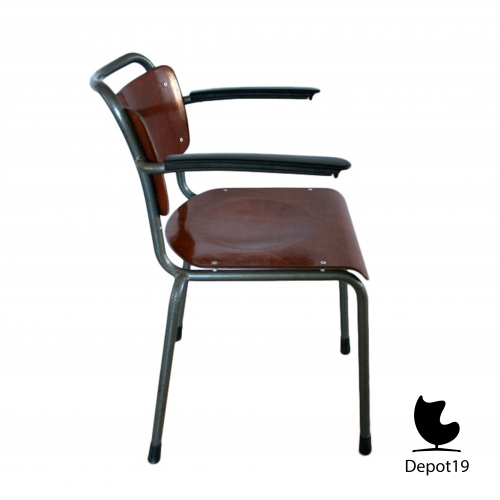 GI19_Mdezign_chair_Dutch_Design_gispen_model_201_pagholz_12.jpg