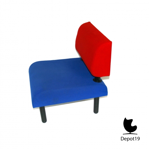 George_sowden_Ettore_sottsass_style__memphis_milaan_easy_chairs_depot_19_Olst_1.jpg