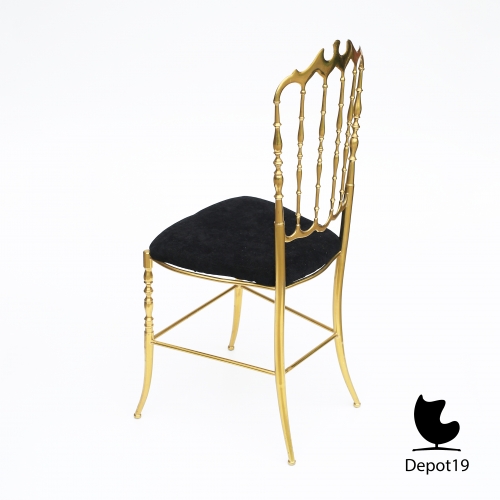 Chiavari_Solid_Brass_Chair_by_Giuseppe_Gaetano_Descalzi_1950s_depot_19_2.JPG