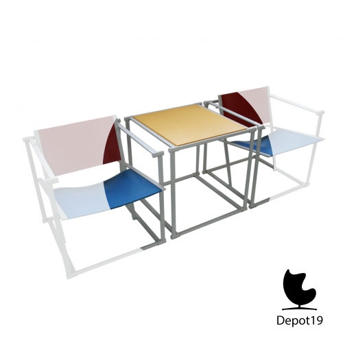 TM61_Table__Pastoe_Radboud_van_Beekum_design_White_frame_Rietveld_colors_2.jpg