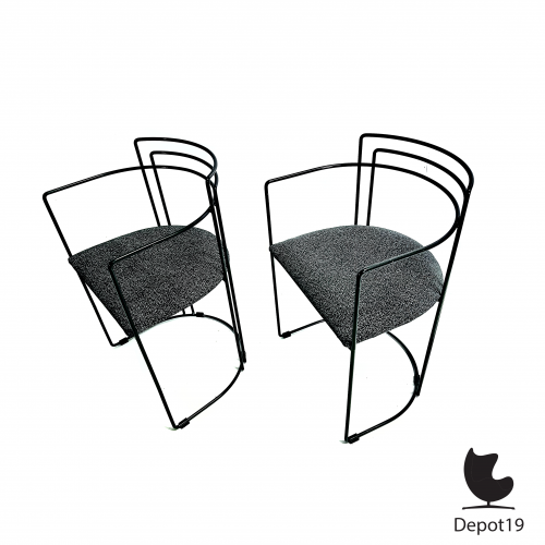 Arrben_Draadstoel_Italy_Pair_of_vintage_office_chairs_80s_leatherette_and_metal_Minimalist_Memphis_2.png