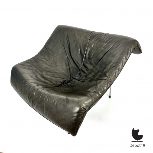 Gerard_van_den_berg_butterfly_lounge_chair__leather_cushion_chrome_metal_rod_frame_black_mesh_sling_1980s_depot19_Olst_vintage_design_classics.jpeg