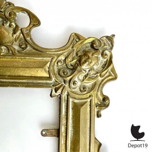 antique_ca_1880_brass_photo_frame_in_french_baroque_style_4.jpeg