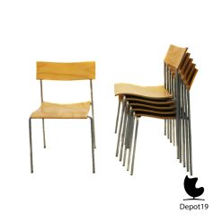 Alternative view of Johannes Foersom Lammhults Campus stoel 1992