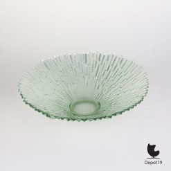 Alternative view of Humppila Tauno Wirkkala Revontulet groene glazen schaal  ø39