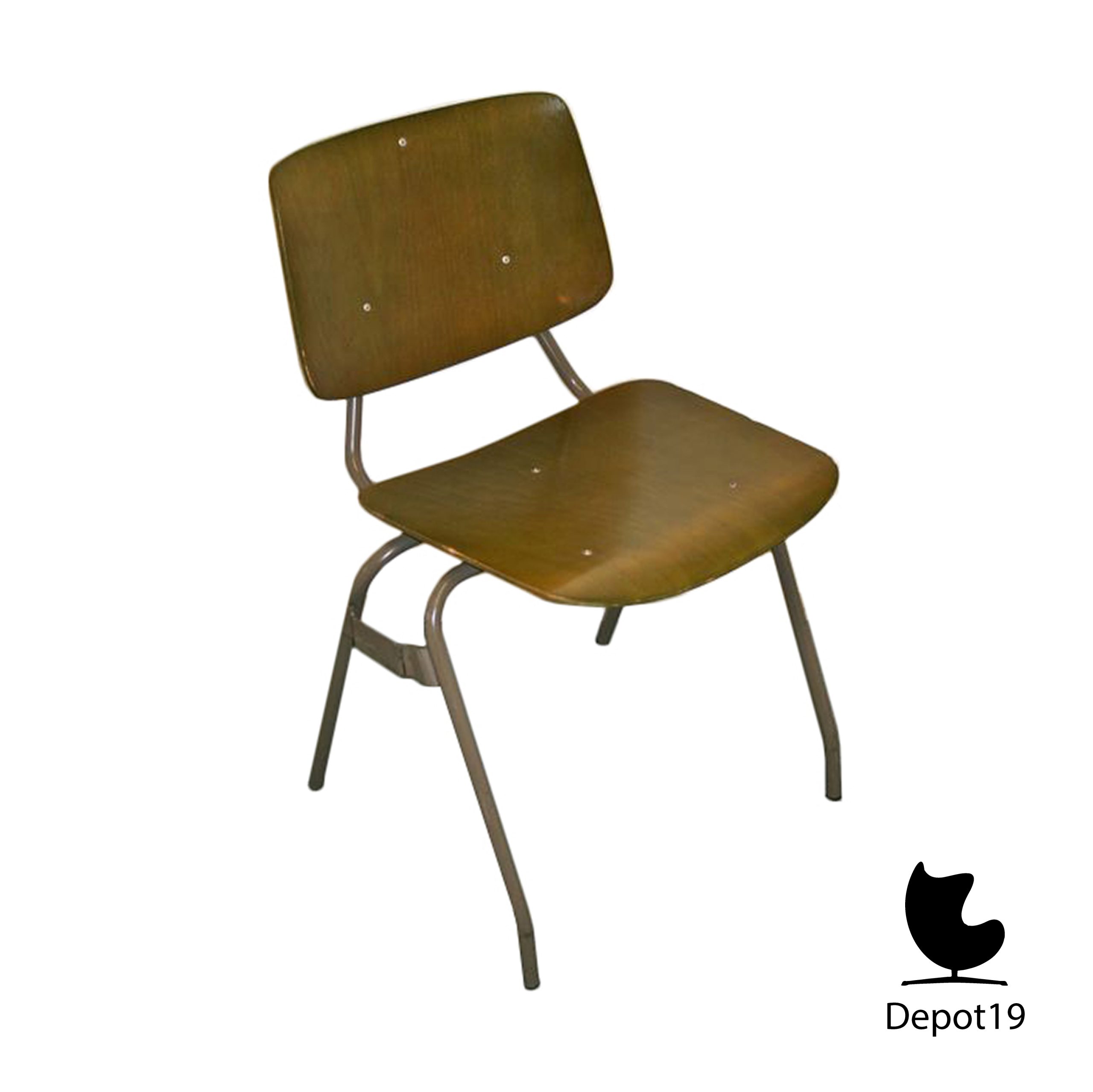 CAR katwijk model 305 stoel Kho Liang Ie 1957