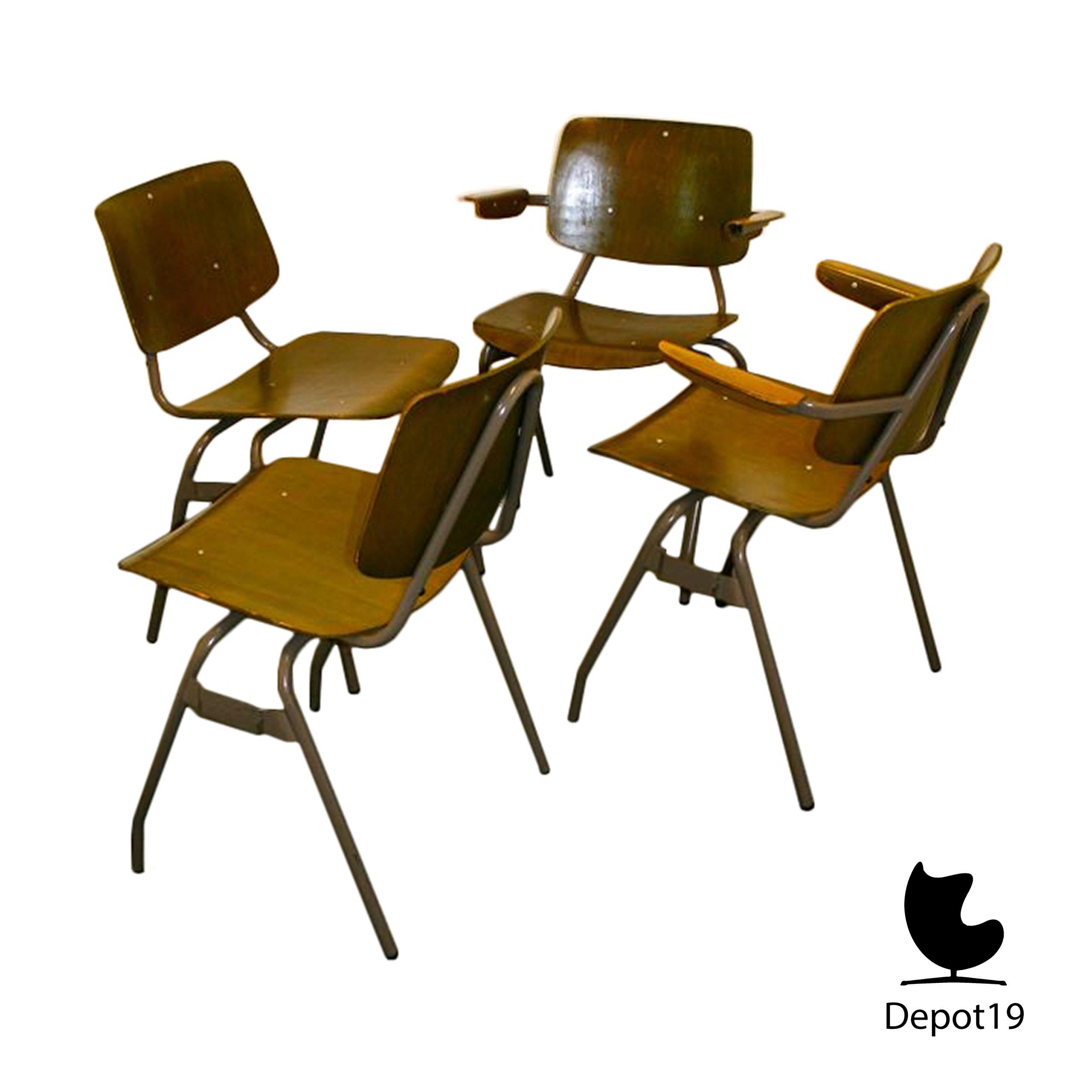 CAR katwijk model 305 stoel Kho Liang Ie 1957 - Afbeelding 2