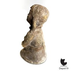 Alternative view of Sculptuur Klara Sever Austin productions Meisje met pop 1975