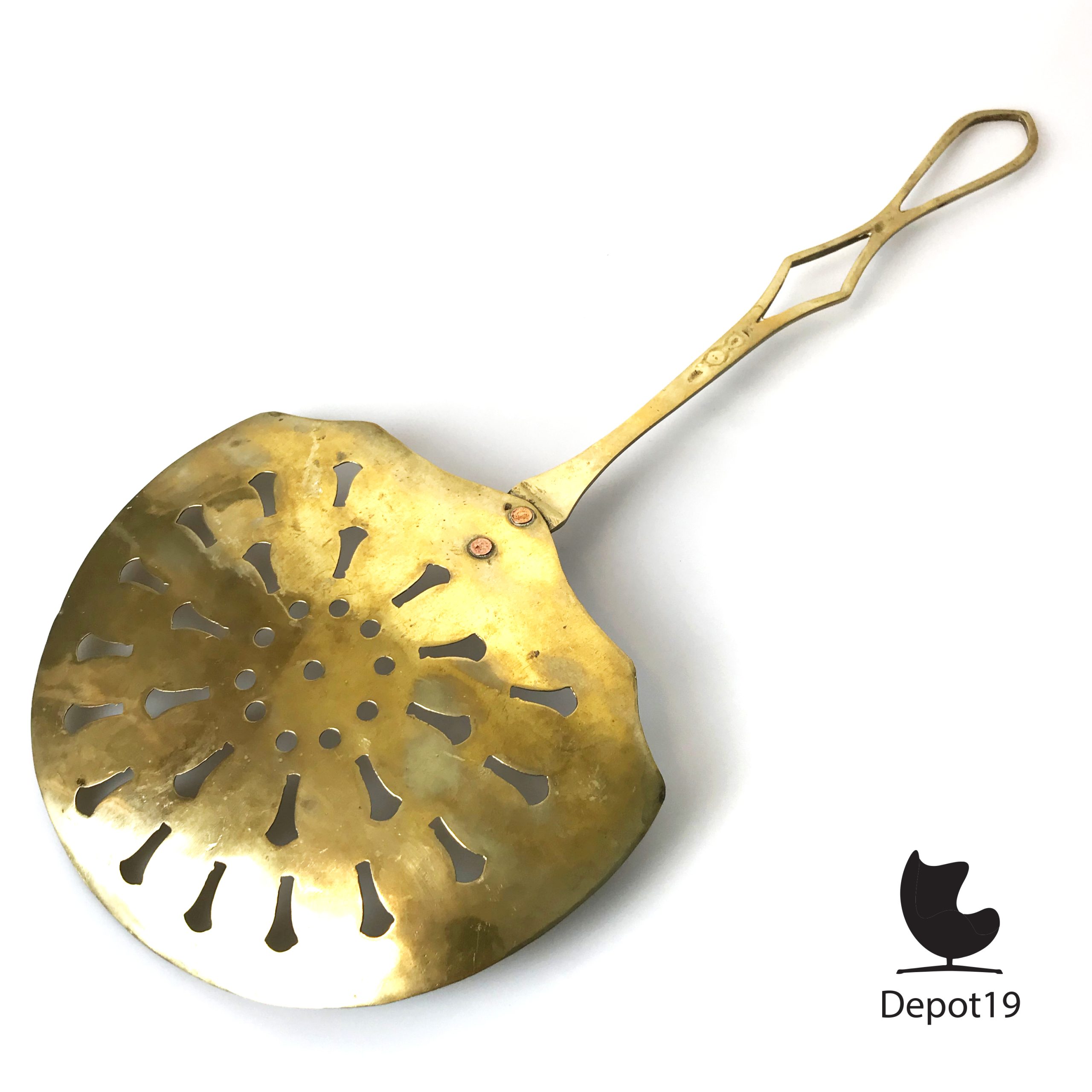 Antieke Nederlandse messing schuimspaan - Afbeelding 3