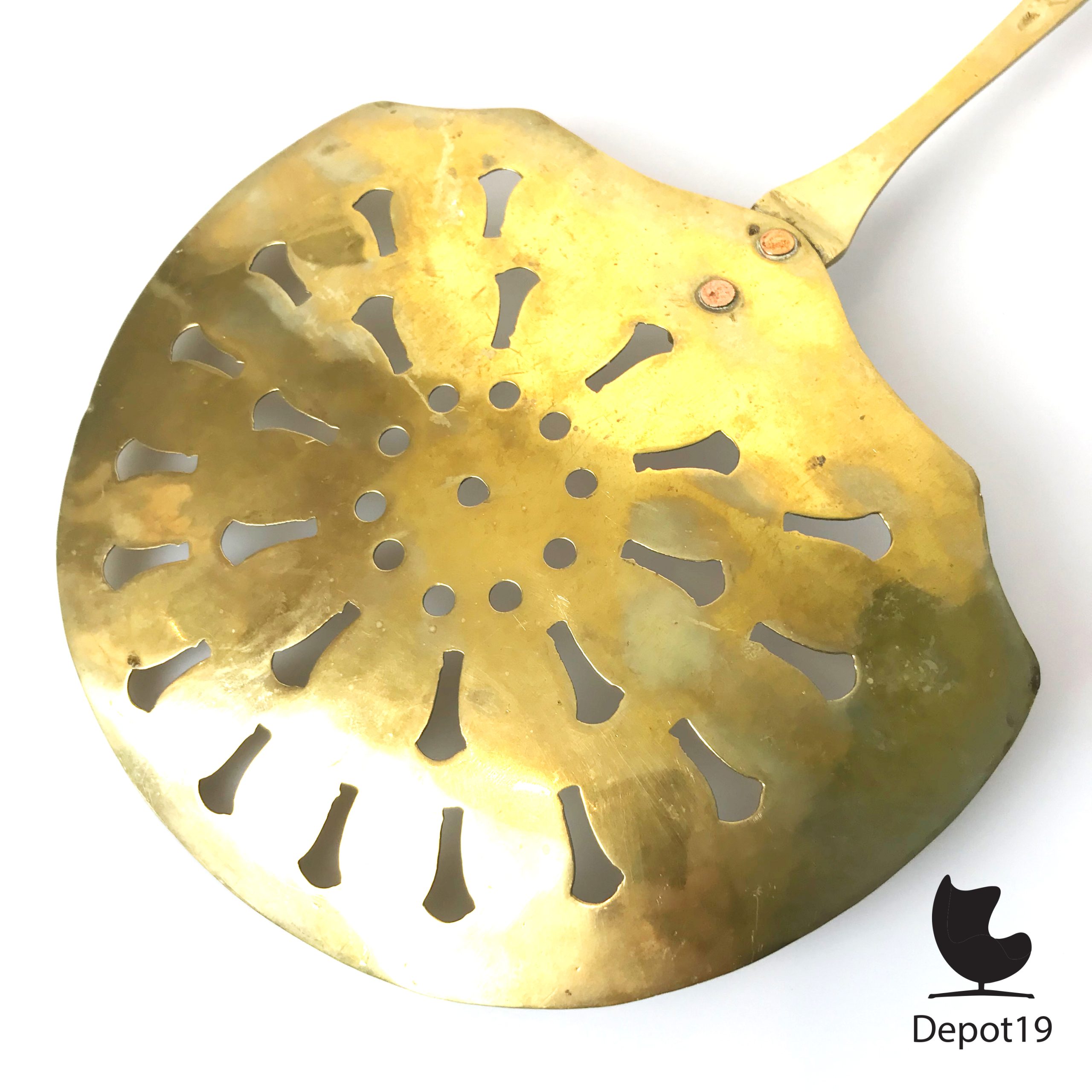 Antieke Nederlandse messing schuimspaan - Afbeelding 4