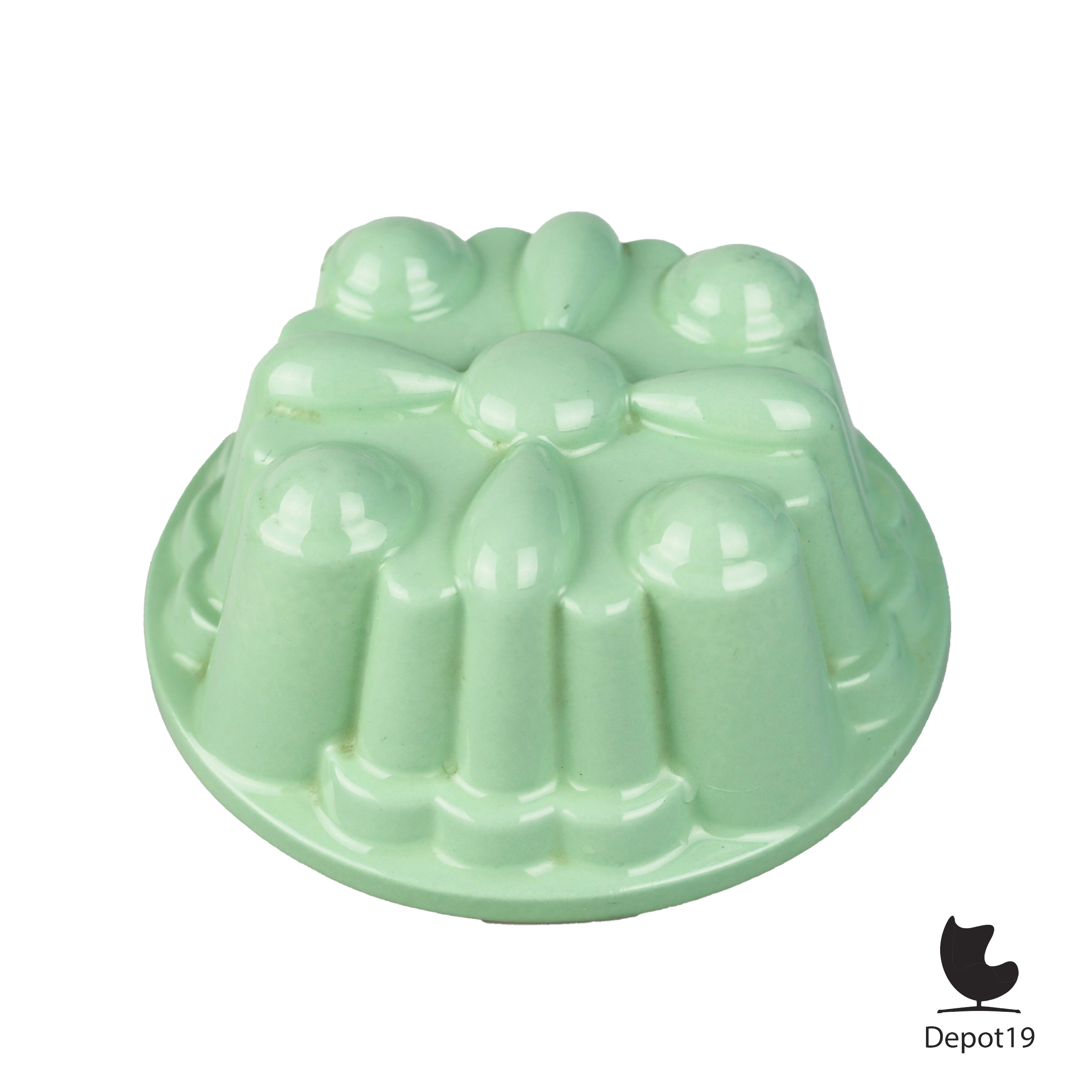Petrus_Regout_Maastricht_pastel_pudding_shape_165_green_depot19_vintage_design_classics_Olst_9 wit