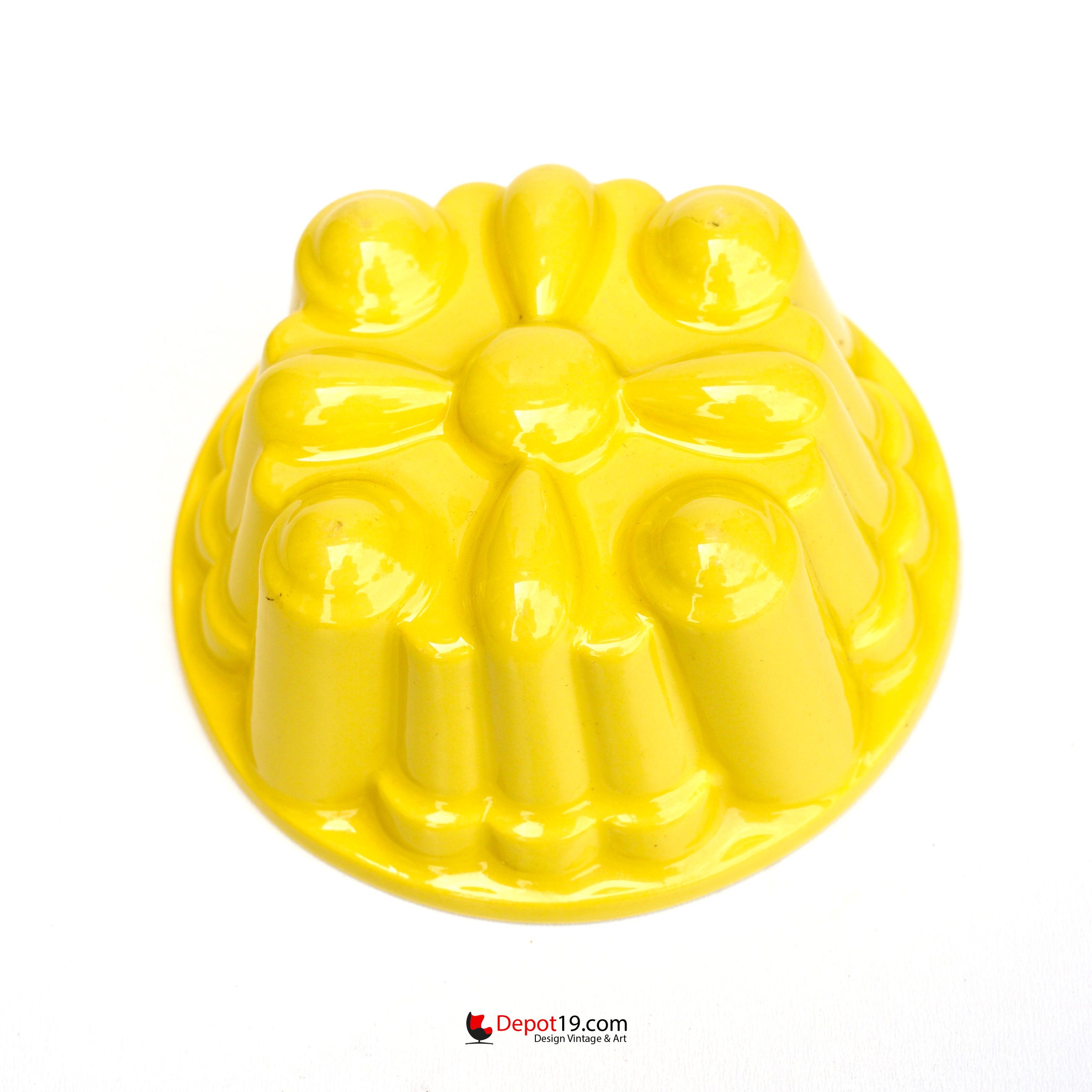 Pastel puddingvorm 165 Regout keramiek Maastricht geel