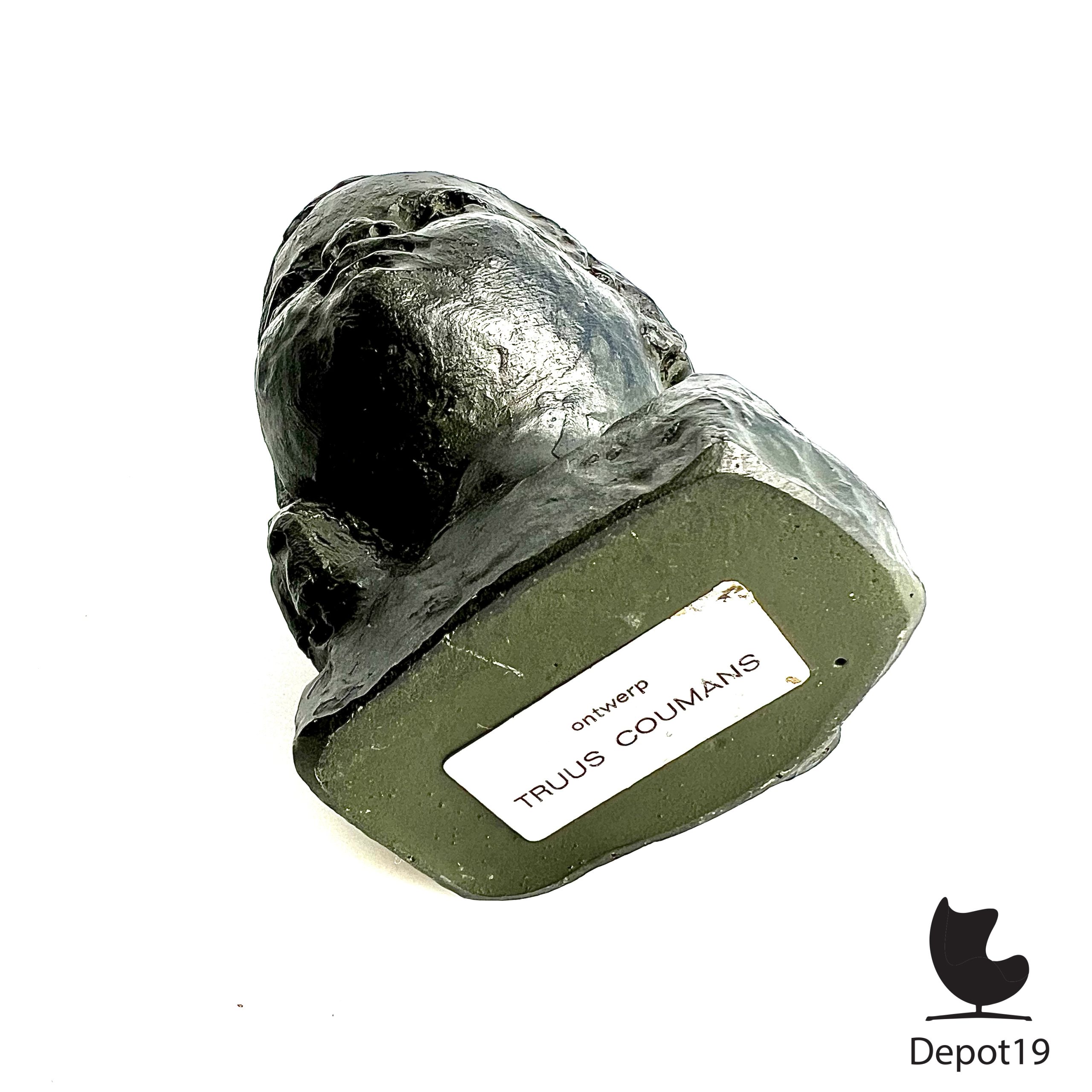 Sculptuur Truus Coumans meisjesportret Polystone beeld 1981 - Afbeelding 6