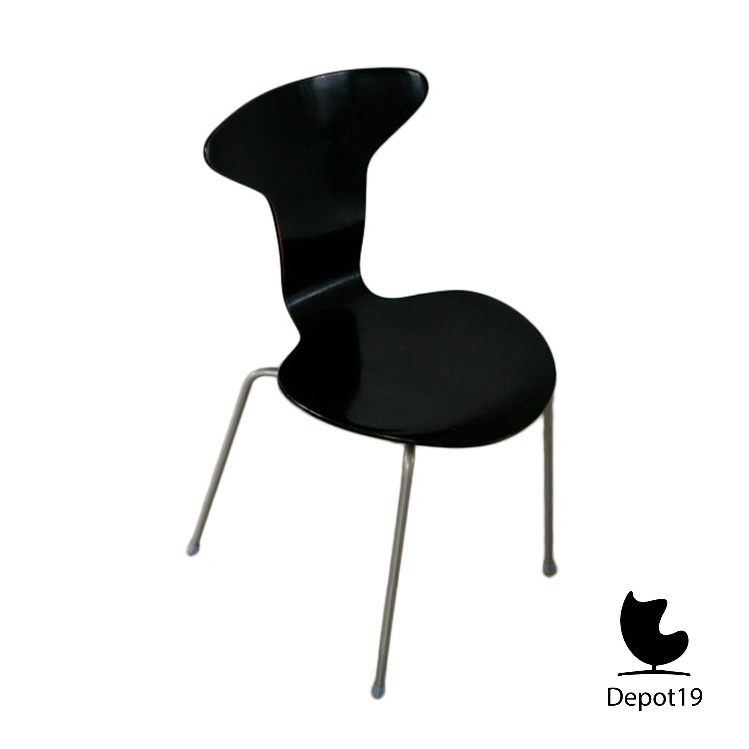 Arne Jacobsen 3105 Mug stoel Fritz Hansen 1955 - Afbeelding 2