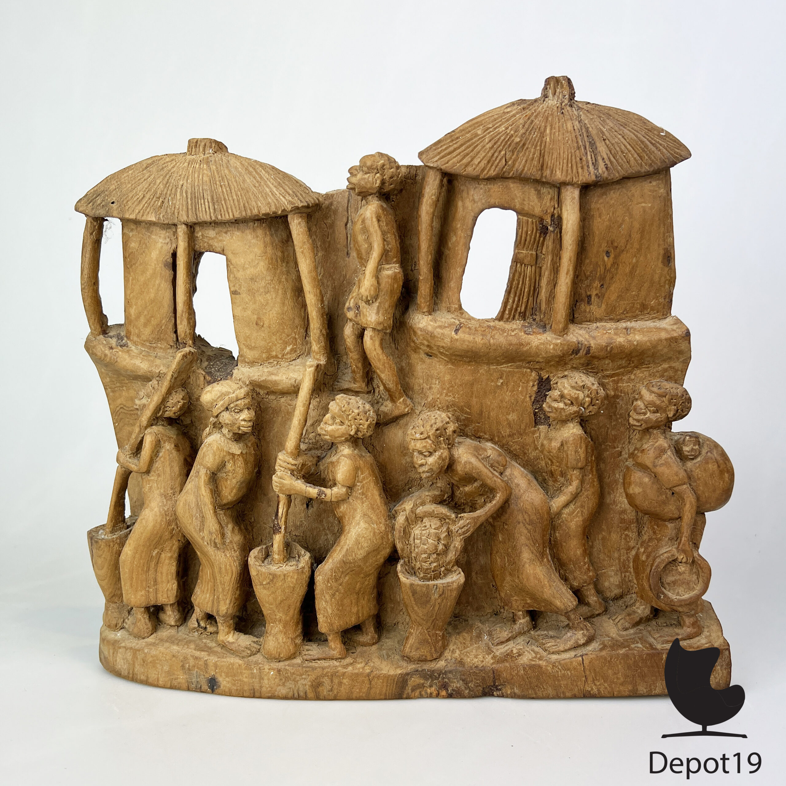 Ghanees Afrikaans Houtsnijwerk Dorpsleven 1960s