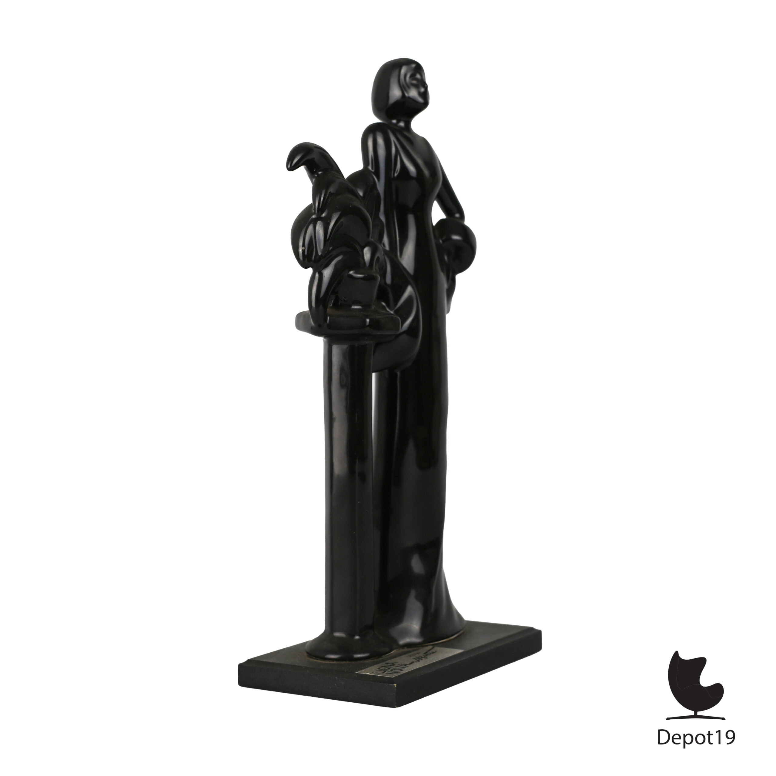 Bengt Nilsson Art Deco sculptuur JIE Keramik Sweden Ligna Nova 3