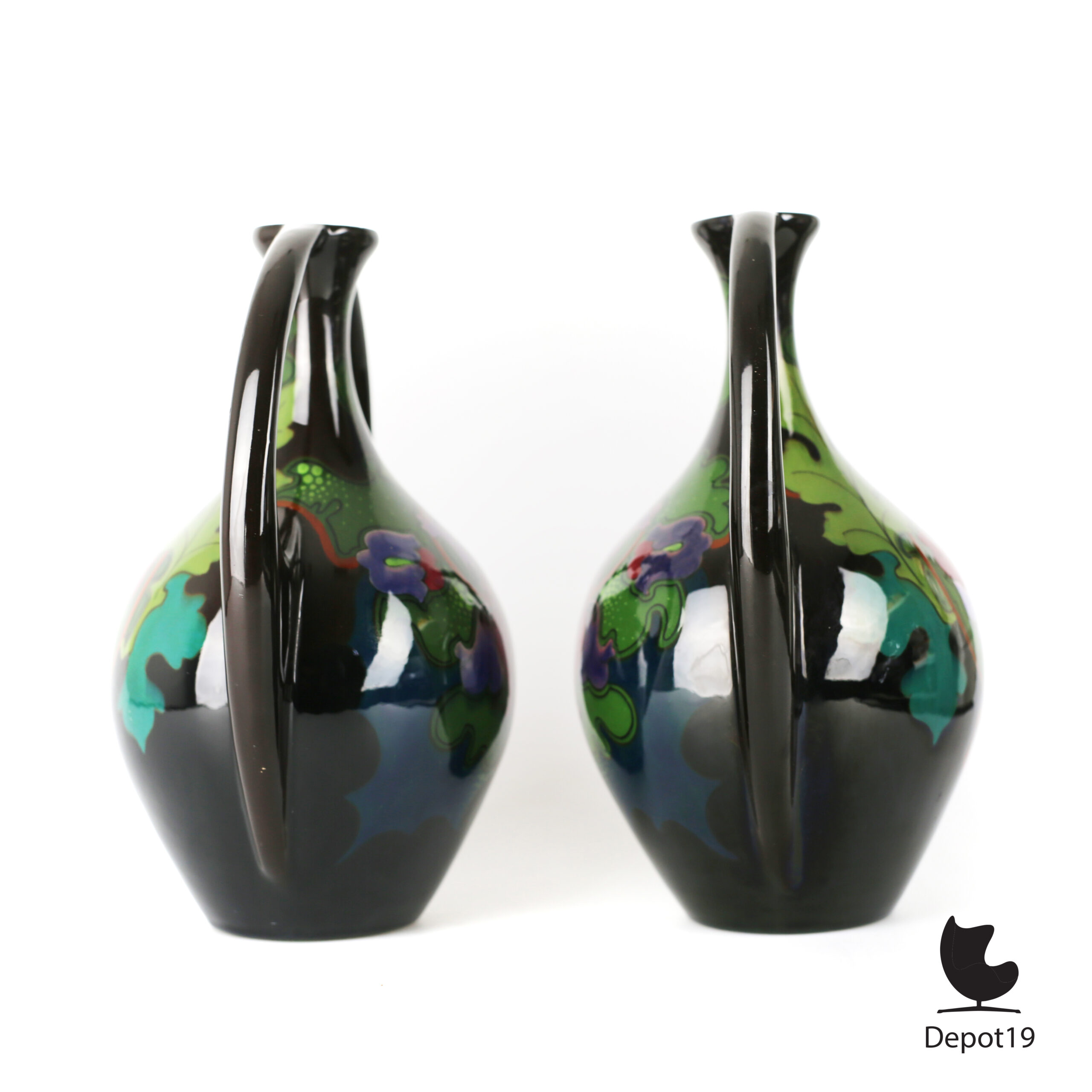 Regina Gouda 333 vazen set van twee Uni ca 1930 2