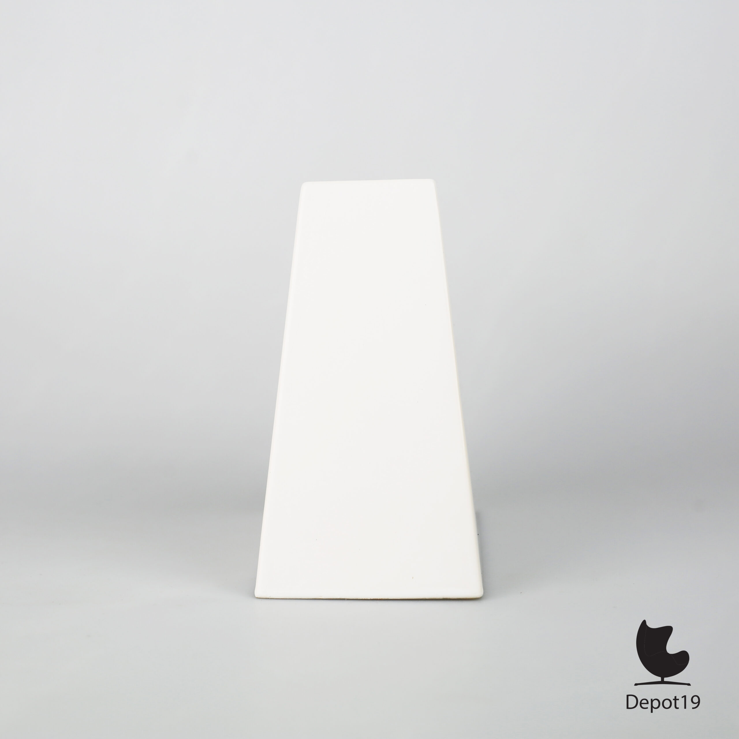 Velsen Studio Keramiek vaas wit Nederland 1980 Post Modern design zij