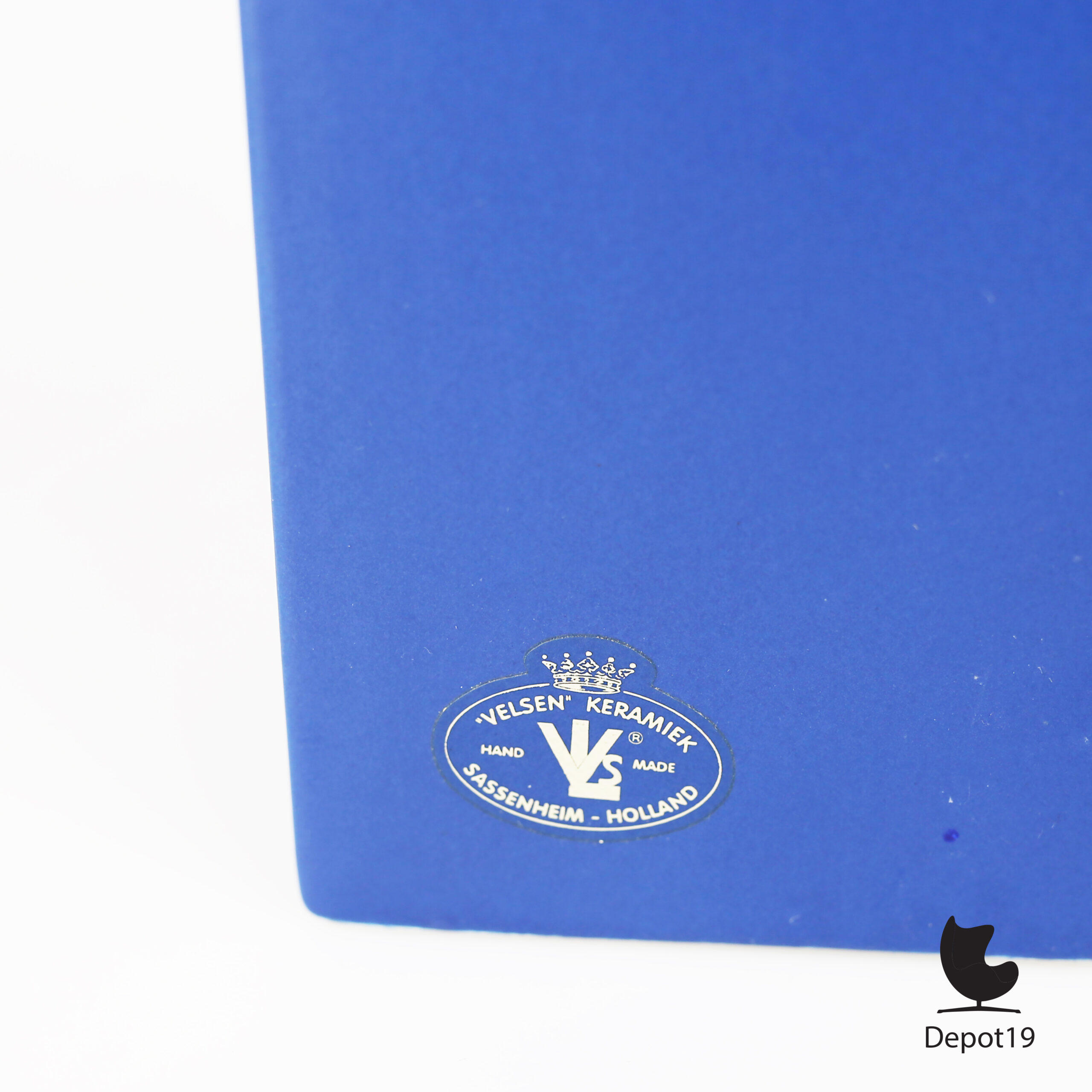 Velsen Studio Keramiek vormvaas blauw Nederland 1980 Post Modern design - Afbeelding 7