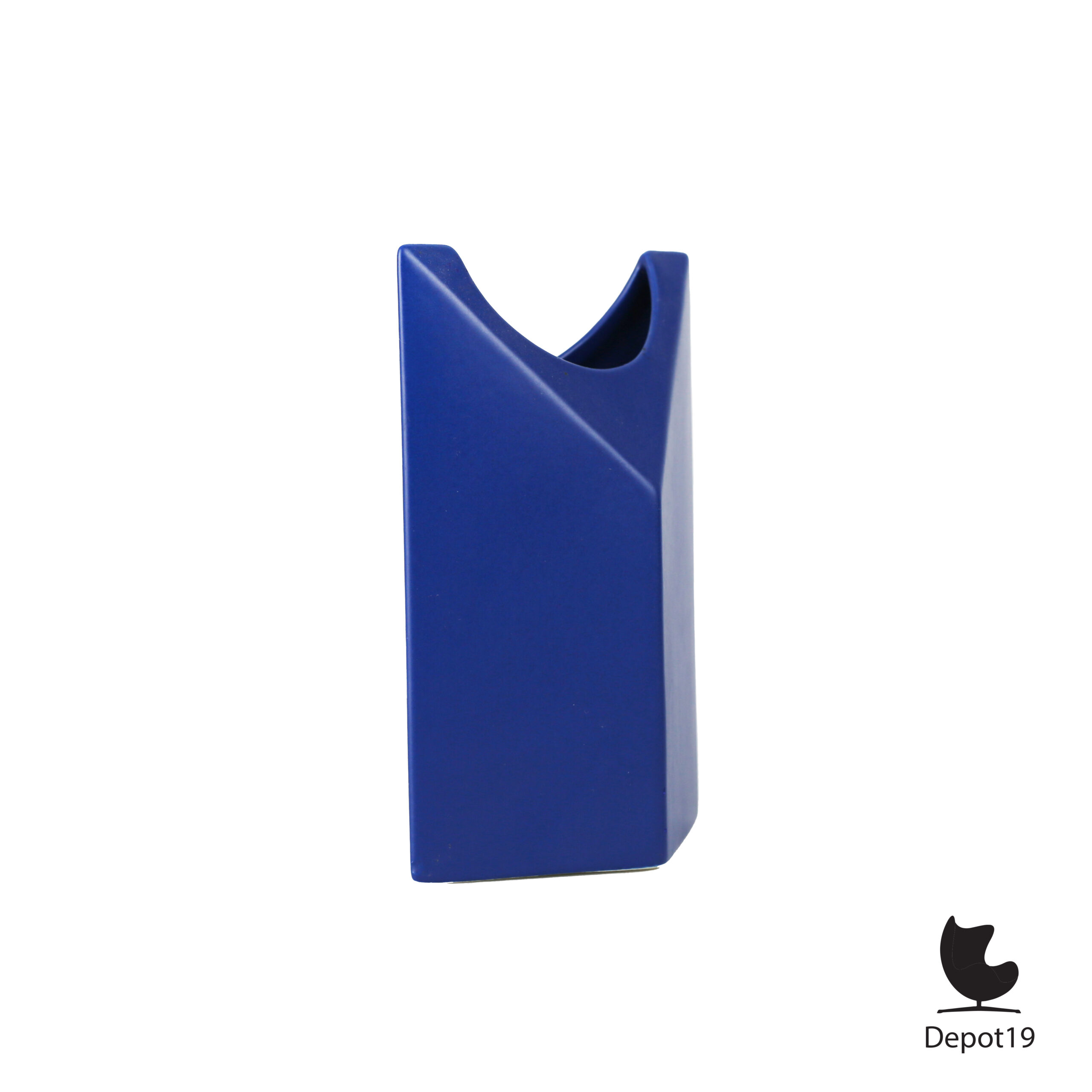 Velsen Studio Keramiek vormvaas blauw nederland 4