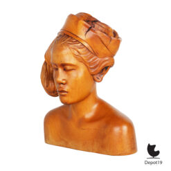 AA Fatimah Bali houten buste vrouw ca 1930–1940 7