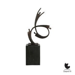 Art for More sculptuur Alles draait om vertrouwen 2