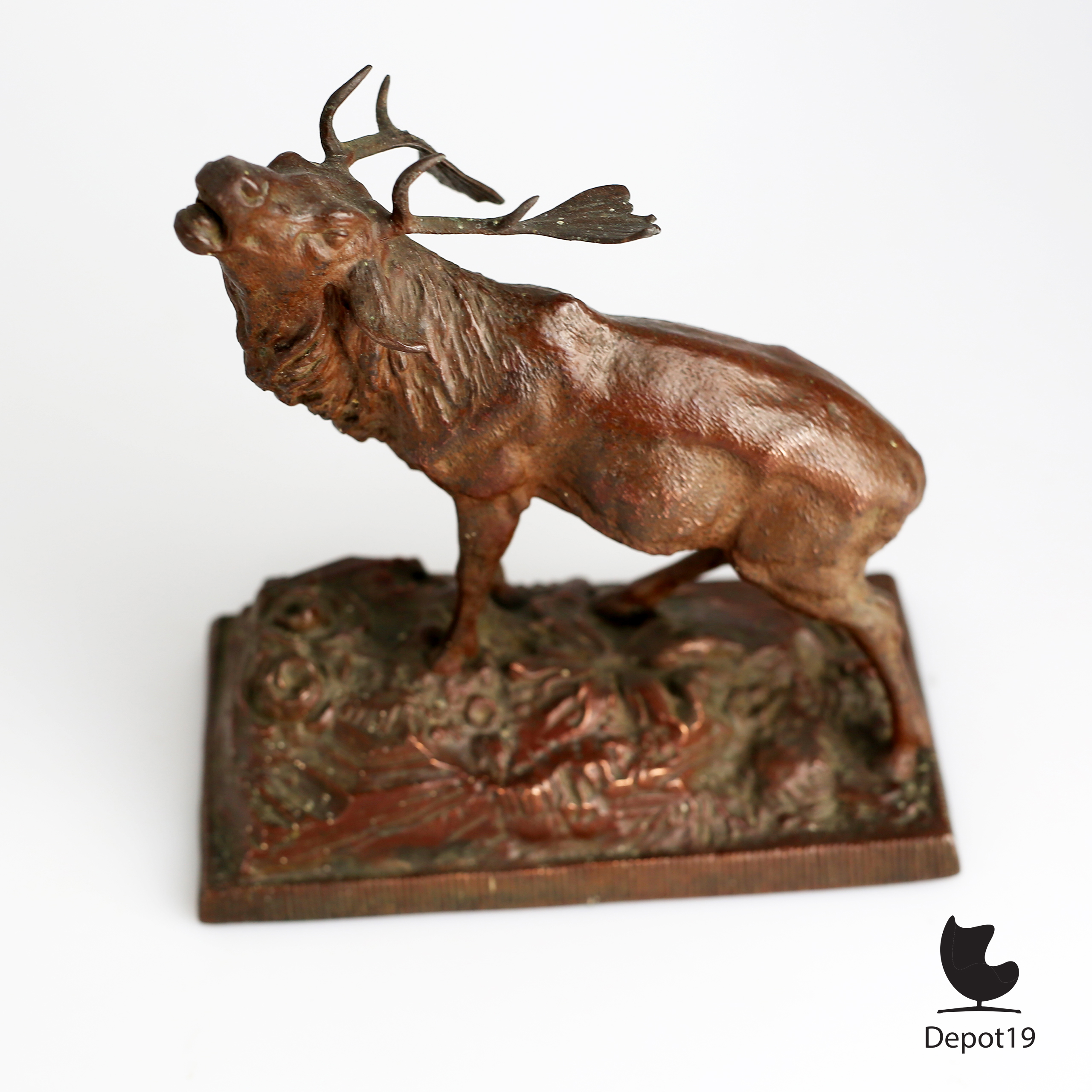 Bronzen hert Art Deco wildsculptuur roodbruin patina ca1900 2