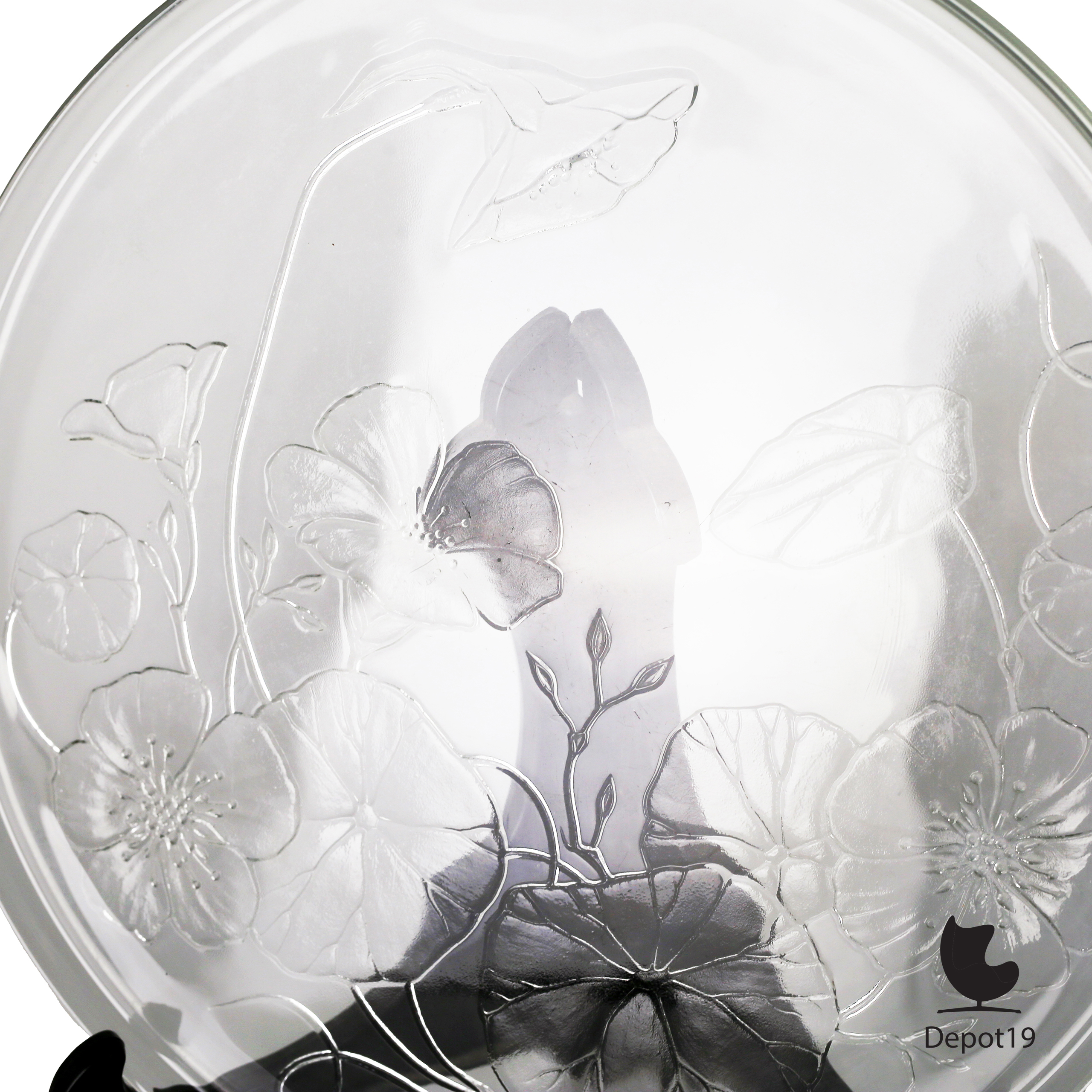 Luminarc Capucine schaal in René Lalique-stijl 1980s 1