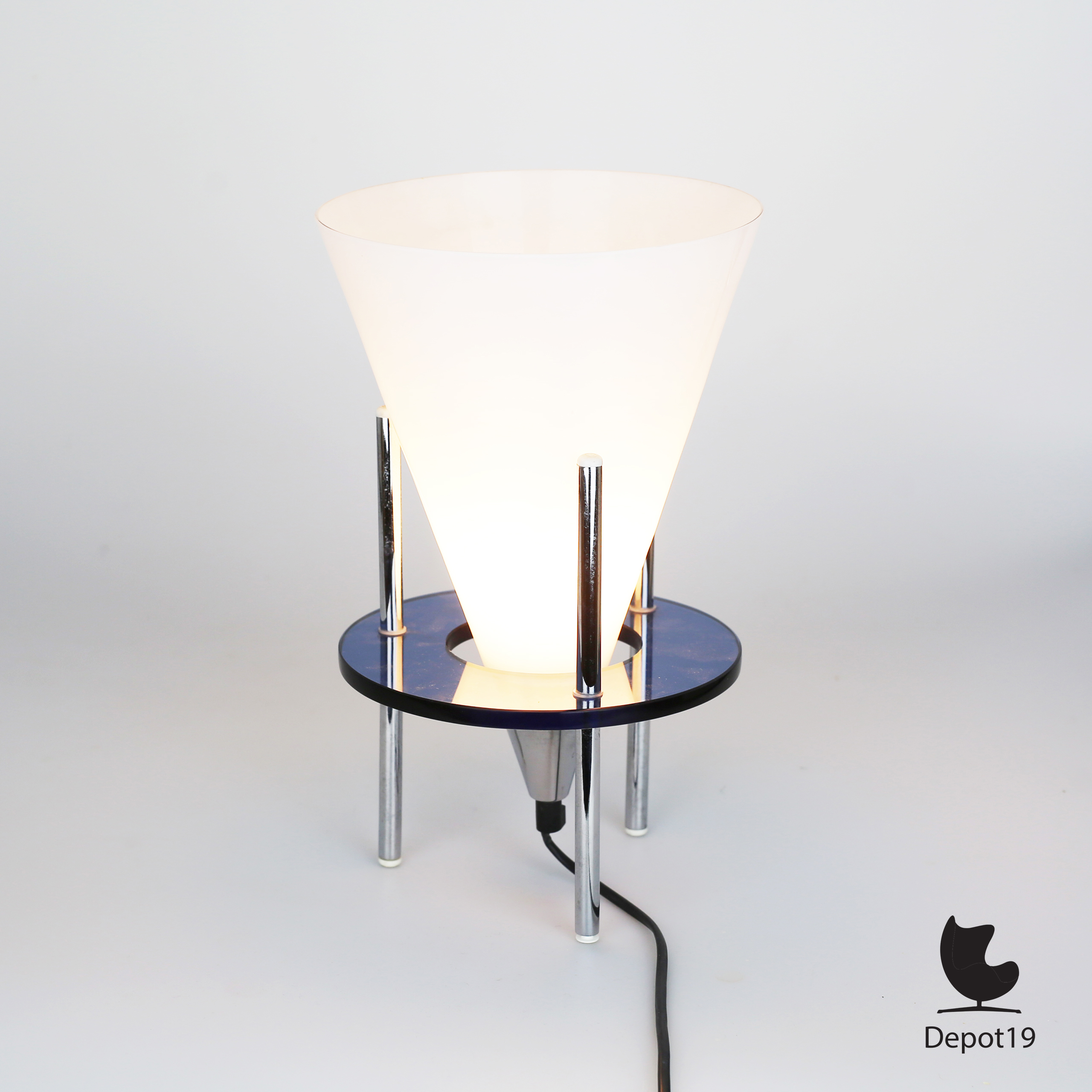 Rodolfo Dordoni stijl tafellamp Fontana Arte look Italië 1980s 1