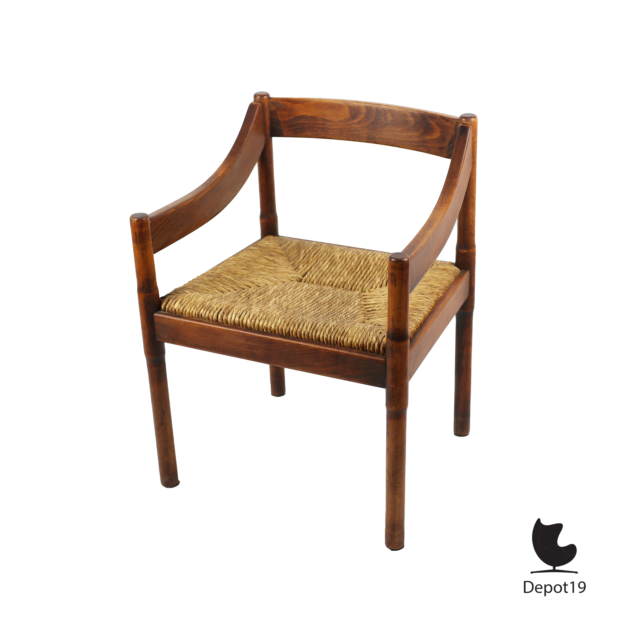 Vico Magistretti Carimate Habitat Cassina stoel klassieker | donker gebeitst hout 1970s design 1