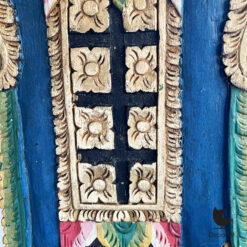 Balinees tempelbeeld Vrouwelijke arca polychromie en vergulding ca 1920 4